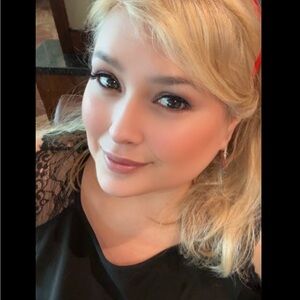 Meet your Posher, Natalie